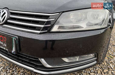 Універсал Volkswagen Passat 2012 в 