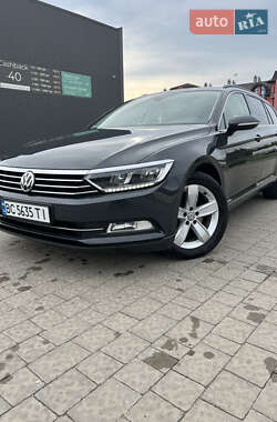 Универсал Volkswagen Passat 2019 в Львове