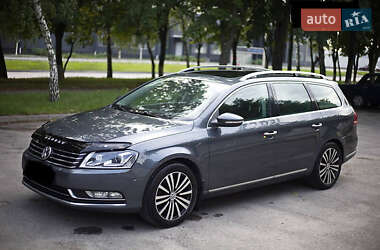 Универсал Volkswagen Passat 2014 в 