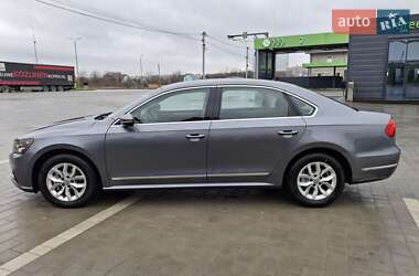Седан Volkswagen Passat 2016 в 