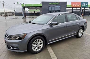 Седан Volkswagen Passat 2016 в 