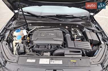 Седан Volkswagen Passat 2016 в 
