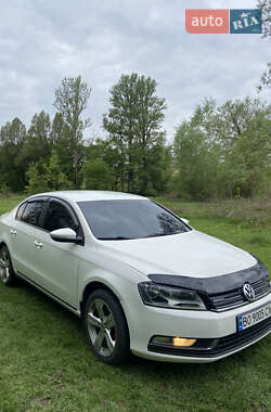 Седан Volkswagen Passat 2011 в 