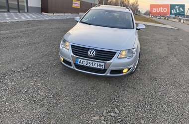 Универсал Volkswagen Passat 2010 в Нововолынске