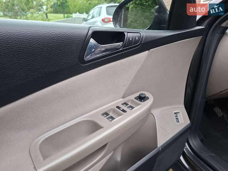 Универсал Volkswagen Passat 2007 в Черновцах