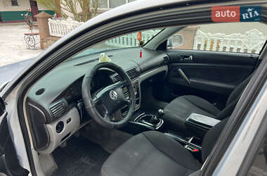 Седан Volkswagen Passat 1998 в 