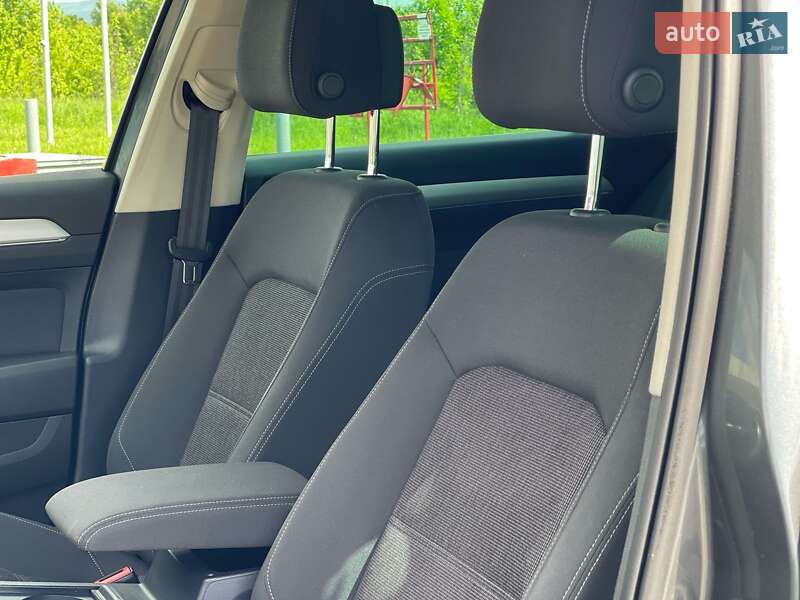 Універсал Volkswagen Passat 2016 в Ужгороді