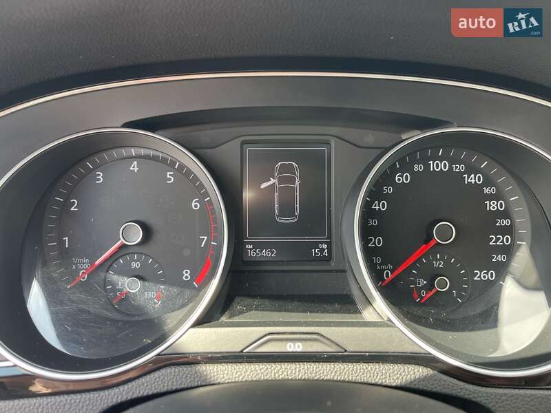 Універсал Volkswagen Passat 2016 в Ужгороді
