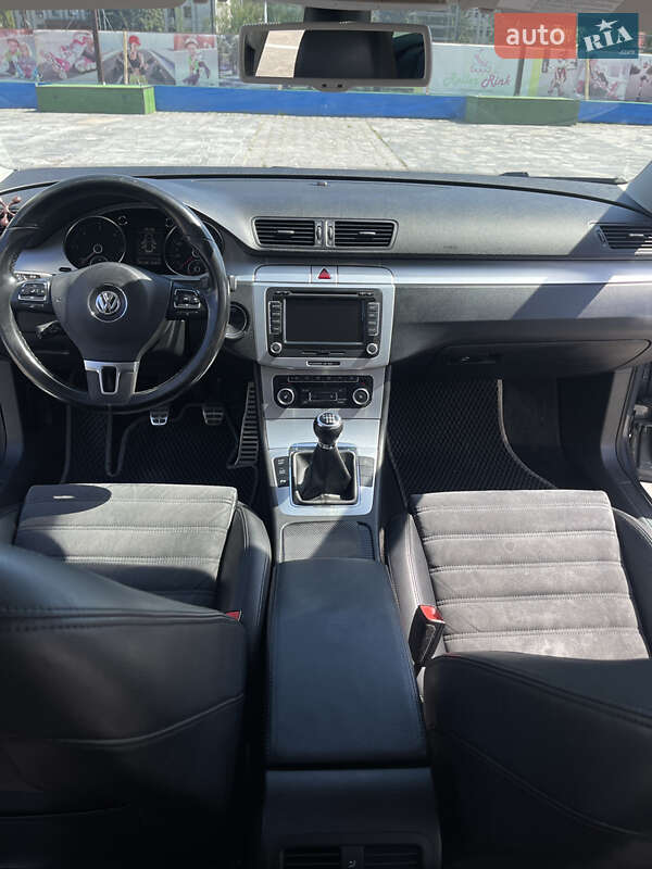 Универсал Volkswagen Passat 2010 в Кременчуге