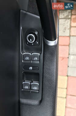 Седан Volkswagen Passat 2011 в 