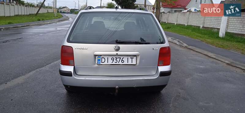 Универсал Volkswagen Passat 2000 в Славуте