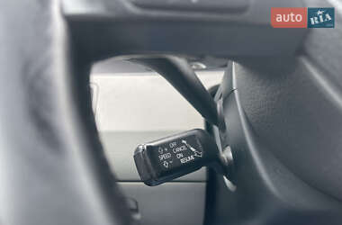 Універсал Volkswagen Passat 2010 в 