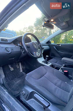 Универсал Volkswagen Passat 2010 в 