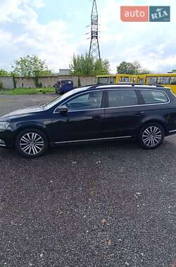 Універсал Volkswagen Passat 2014 в Запоріжжі