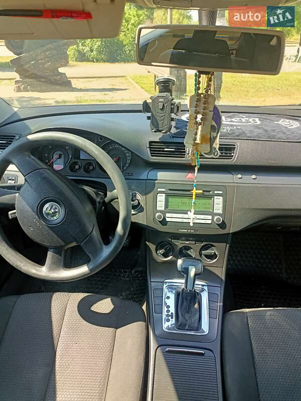 Универсал Volkswagen Passat 2005 в Запорожье