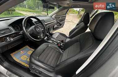 Седан Volkswagen Passat 2014 в 