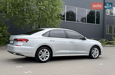 Седан Volkswagen Passat 2020 в 
