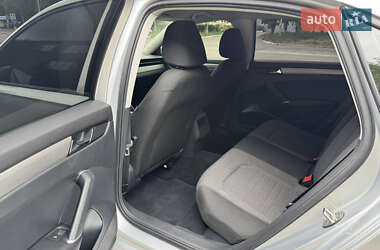 Седан Volkswagen Passat 2020 в 