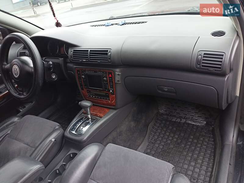 Седан Volkswagen Passat 2004 в Харькове