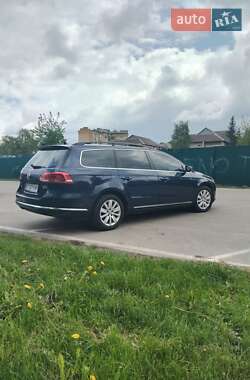 Універсал Volkswagen Passat 2013 в 