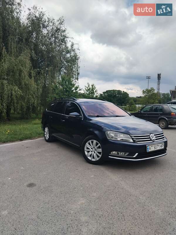 Универсал Volkswagen Passat 2013 в Ивано-Франковске