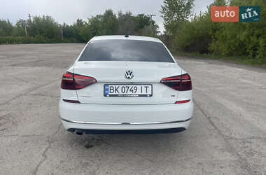 Седан Volkswagen Passat 2018 в 
