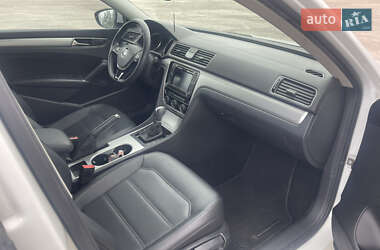 Седан Volkswagen Passat 2018 в 