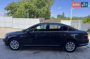 Седан Volkswagen Passat 2011 в 