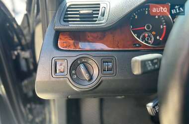 Седан Volkswagen Passat 2013 в 