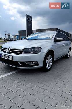 Универсал Volkswagen Passat 2012 в Львове