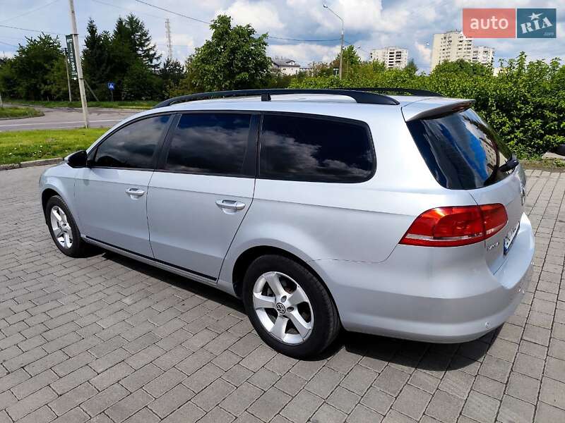 Универсал Volkswagen Passat 2012 в Львове