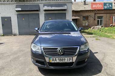Седан Volkswagen Passat 2008 в Києві