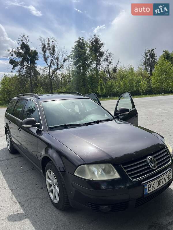 Універсал Volkswagen Passat 2005 в Кореці