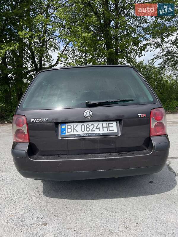 Універсал Volkswagen Passat 2005 в Кореці