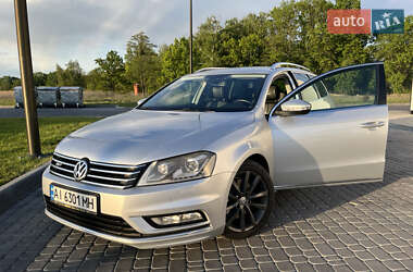 Универсал Volkswagen Passat 2013 в Киеве