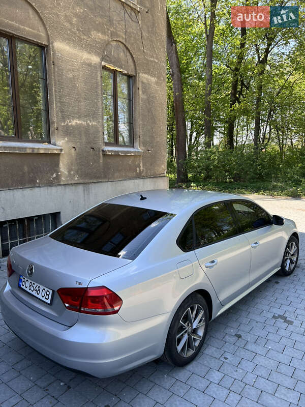 Седан Volkswagen Passat 2015 в Ходореві фото 4 Седан Volkswagen Passat 2015 в Ходореві