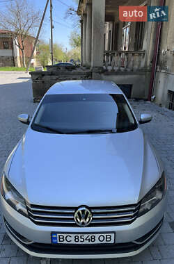 Седан Volkswagen Passat 2015 в Ходорове