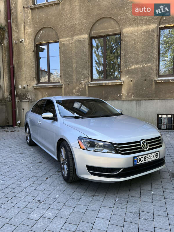 Седан Volkswagen Passat 2015 в Ходореві фото 24 Седан Volkswagen Passat 2015 в Ходореві