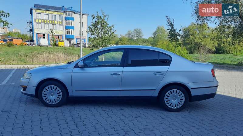 Седан Volkswagen Passat 2005 в Хмельницком