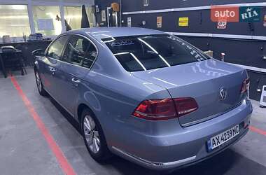 Седан Volkswagen Passat 2011 в 