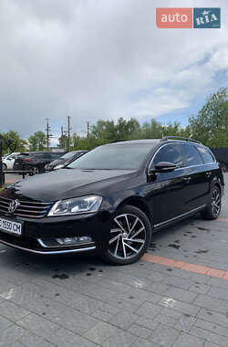 Універсал Volkswagen Passat 2013 в Трускавці