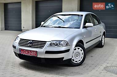 Седан Volkswagen Passat 2002 в Дрогобыче