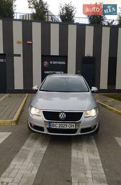 Универсал Volkswagen Passat 2009 в Львове