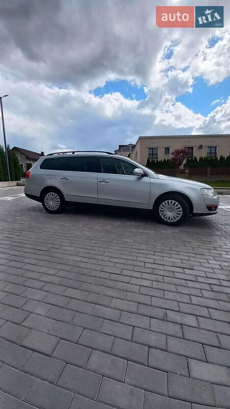 Універсал Volkswagen Passat 2007 в Рівному