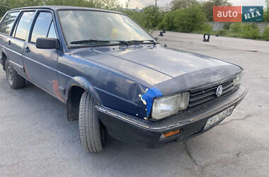 Універсал Volkswagen Passat 1986 в 