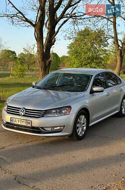 Седан Volkswagen Passat 2014 в Кропивницком