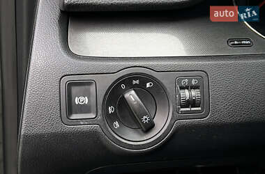 Седан Volkswagen Passat 2006 в 