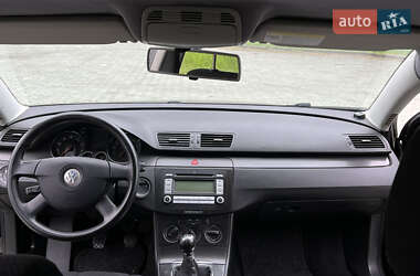 Седан Volkswagen Passat 2006 в 