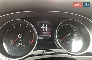 Седан Volkswagen Passat 2015 в 