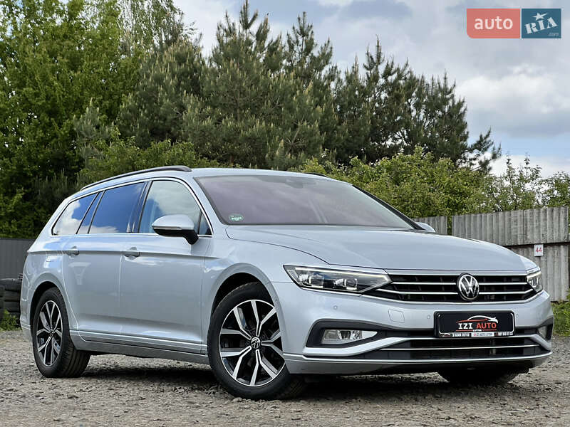Універсал Volkswagen Passat 2022 в 